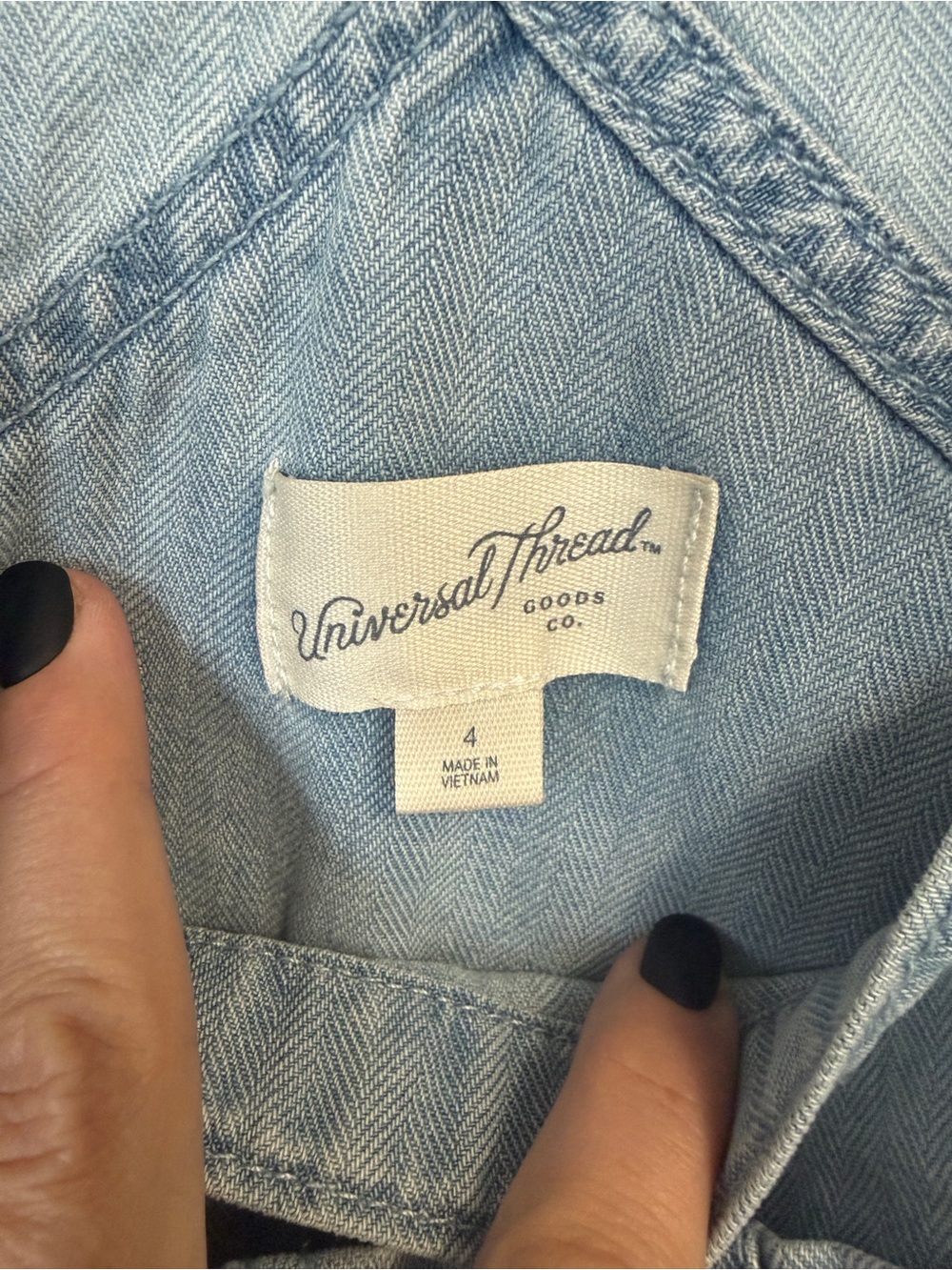 NWT Universal Threads Size 4 Wash Denim Overalls - Women - Picture 2 of 4